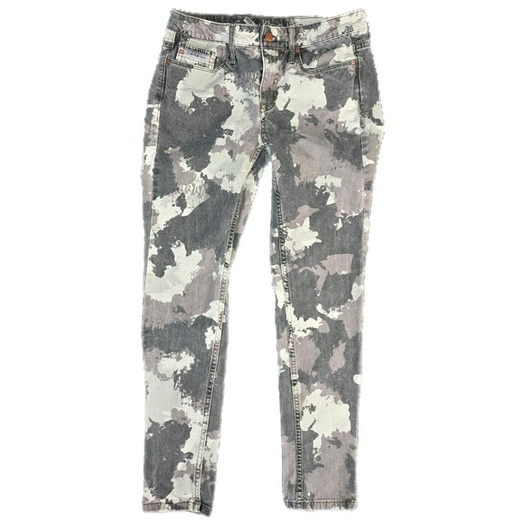 Calvin Klein Ankle Skinny Jean Womens Sz 27 Green Camo Camouflage Pattern - Picture 1 of 9